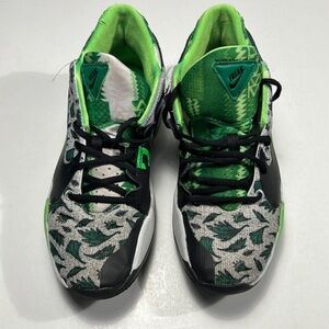 NIKE Freak men sneaker